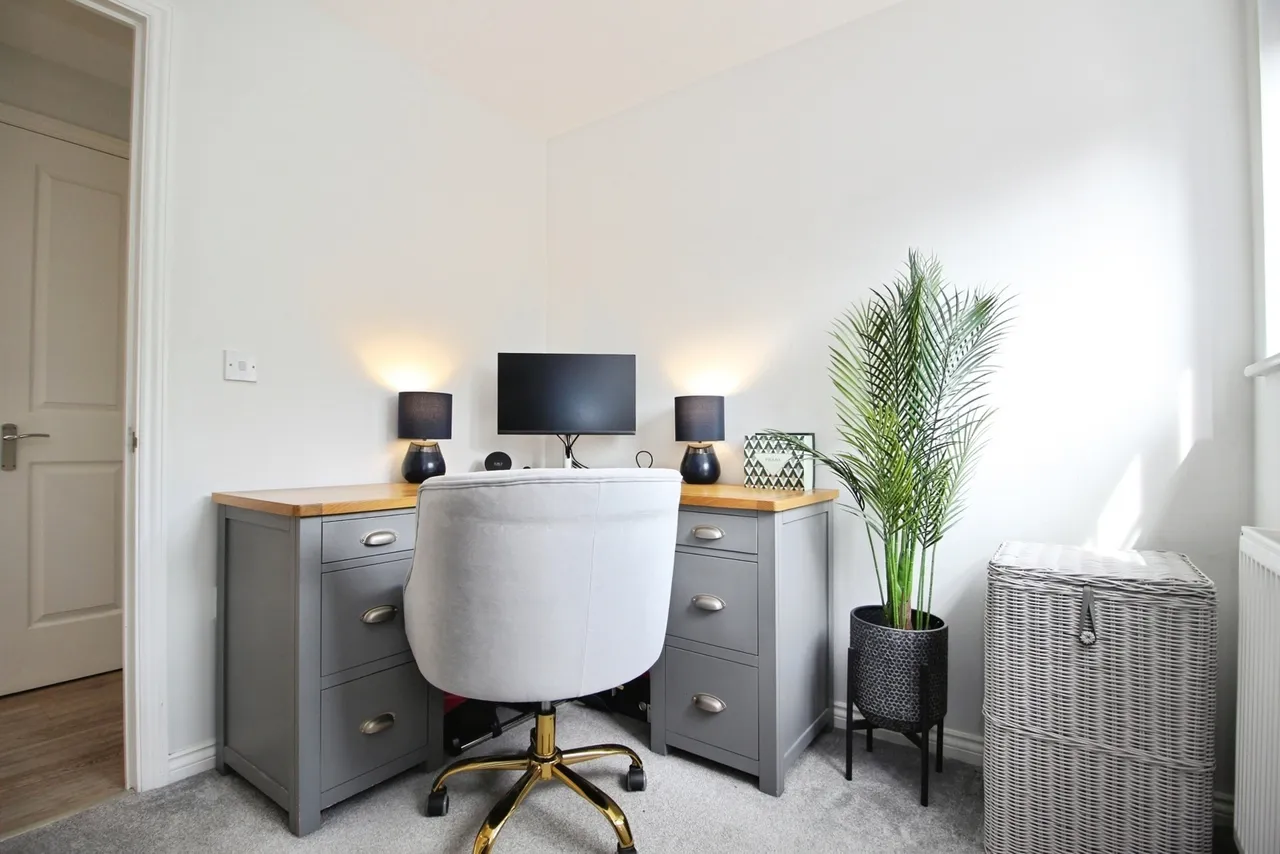 Mill Chase Road, WAKEFIELD, West Yorkshire, WF2, photo 9