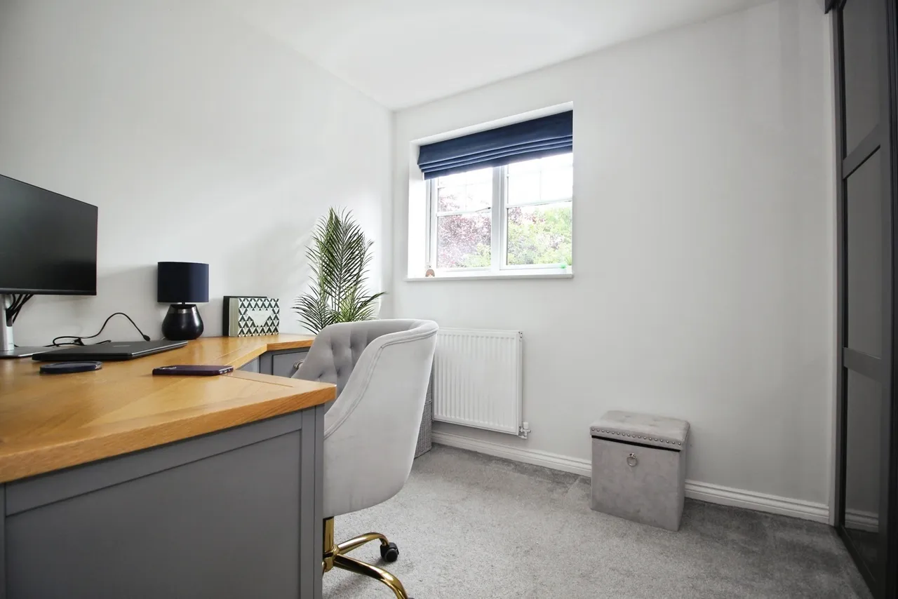 Mill Chase Road, WAKEFIELD, West Yorkshire, WF2, photo 3
