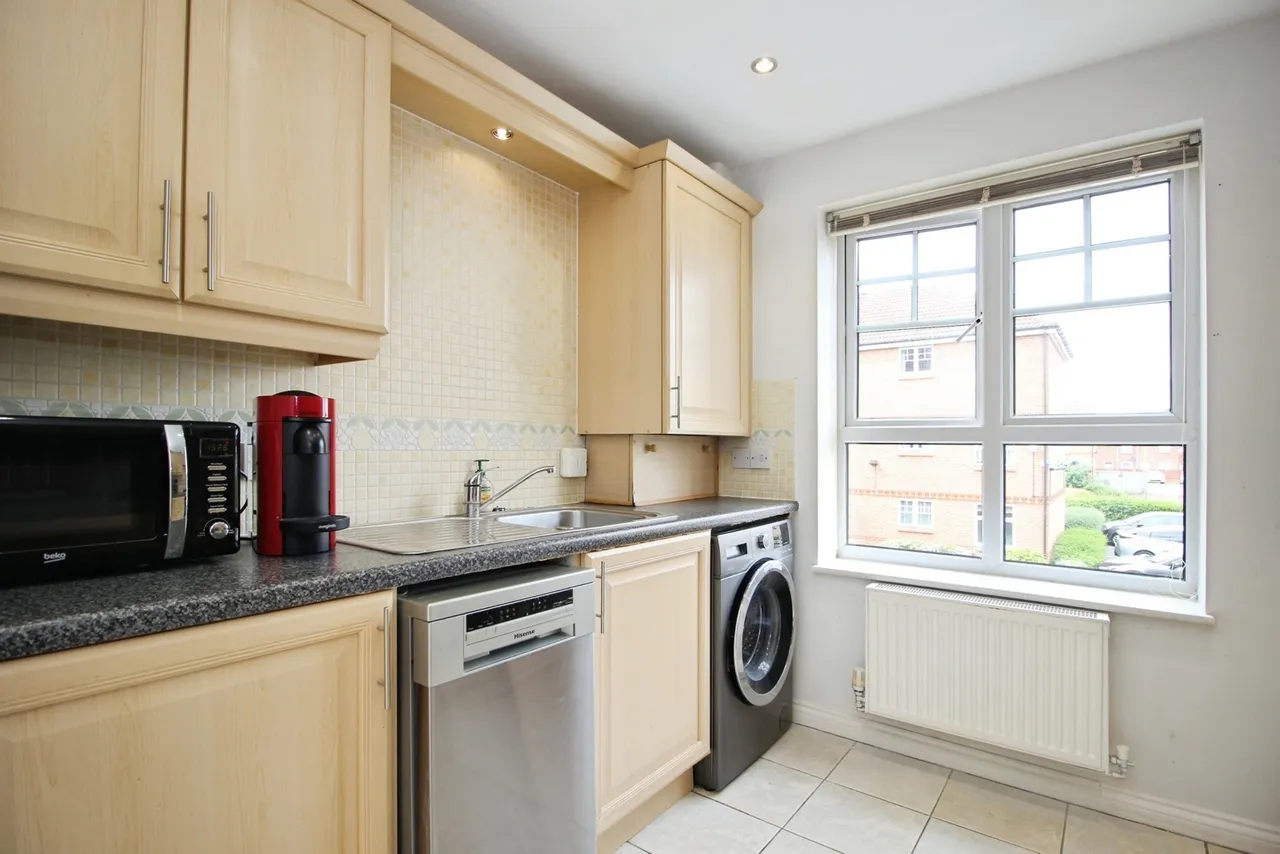 Mill Chase Road, WAKEFIELD, West Yorkshire, WF2, photo 6