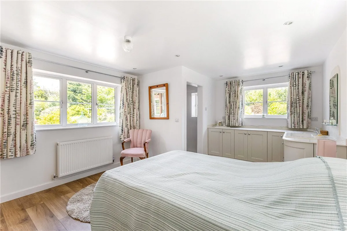 Mill Lane, Ramsbury, SN8, photo 11