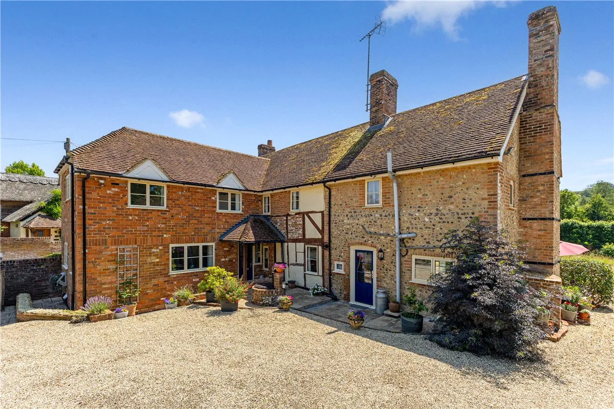 6 bed house for sale, Mill Lane, Ramsbury, SN8