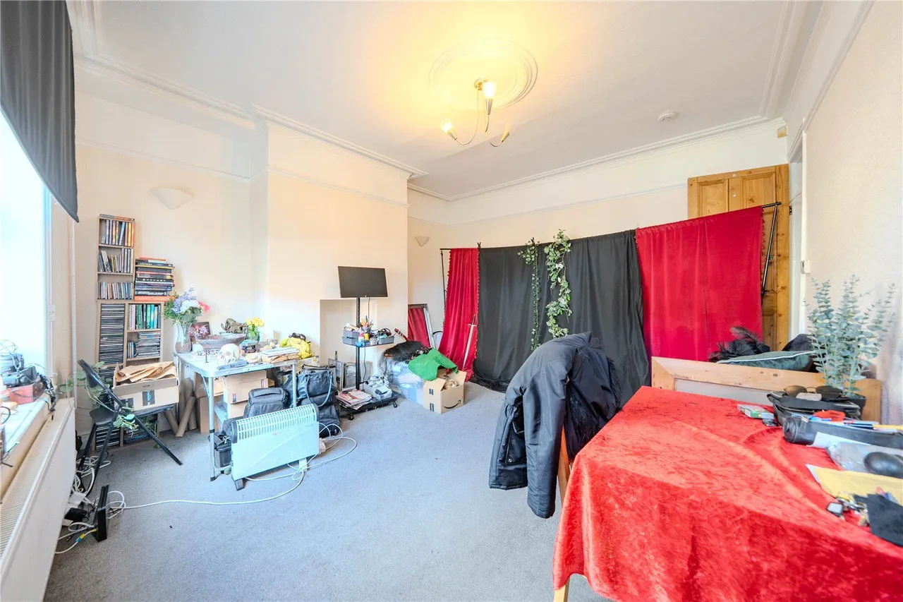 Kirkham Street, Leeds, LS13, photo 4