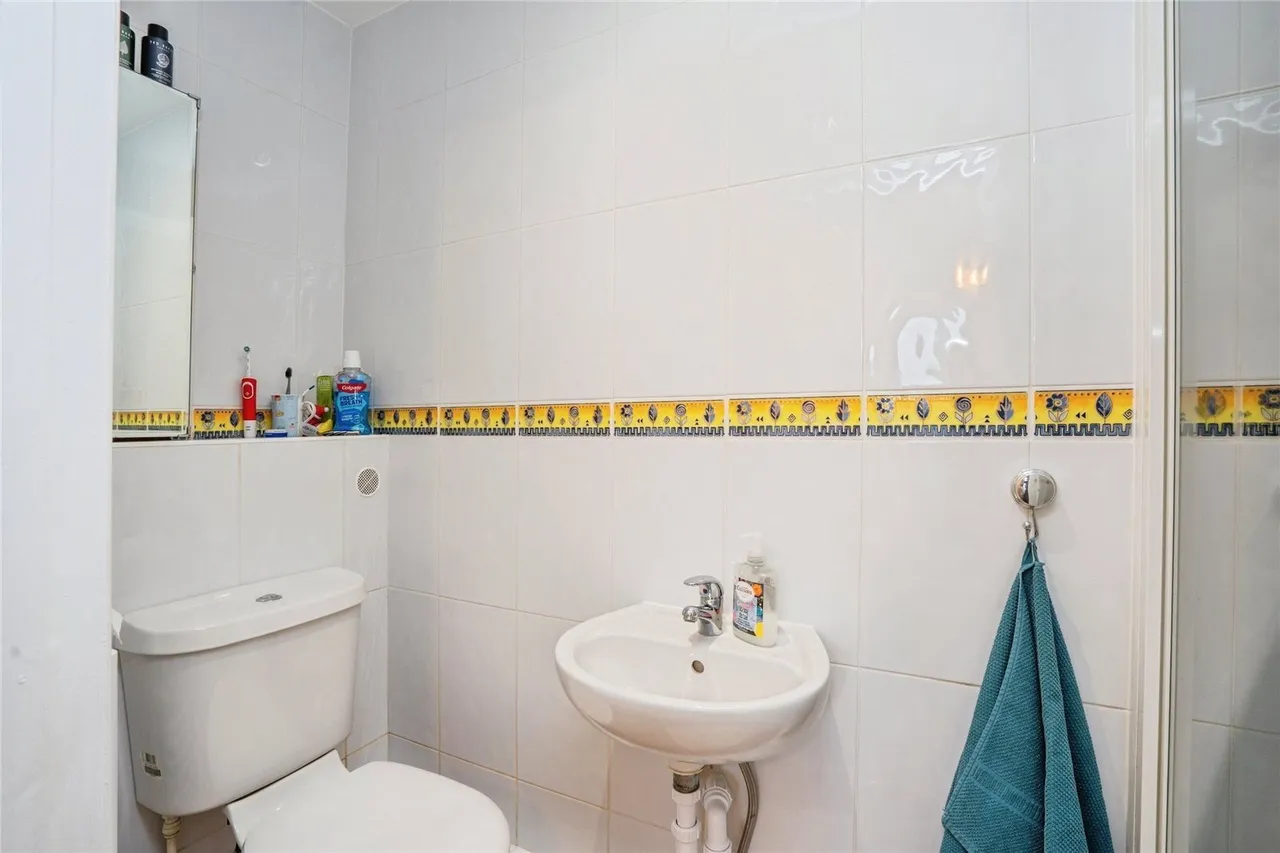 Station Road, Netley Abbey, SO31, photo 10