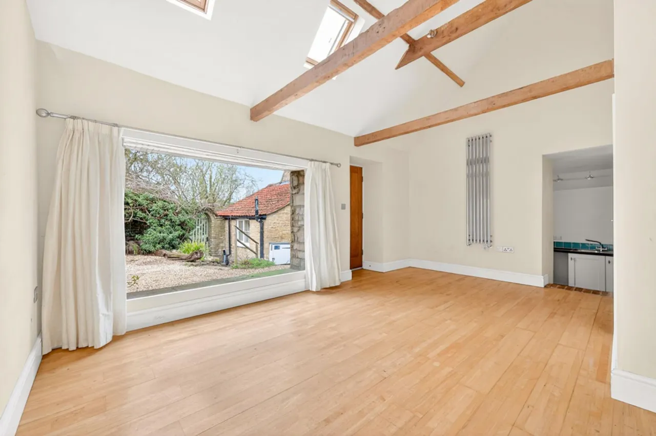 High Street, Castle Bytham, NG33, photo 20