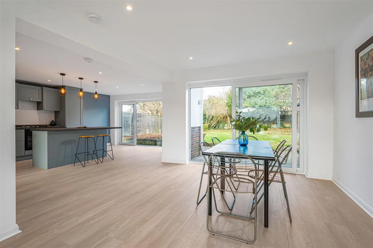4 bed house for sale, Arundel Road, Peacehaven