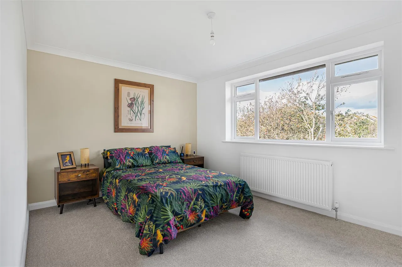 Arundel Road, Peacehaven, photo 19