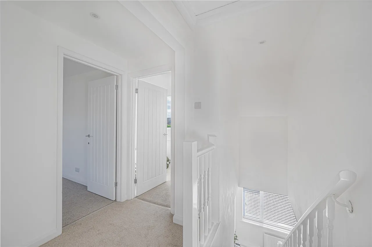 Arundel Road, Peacehaven, photo 32