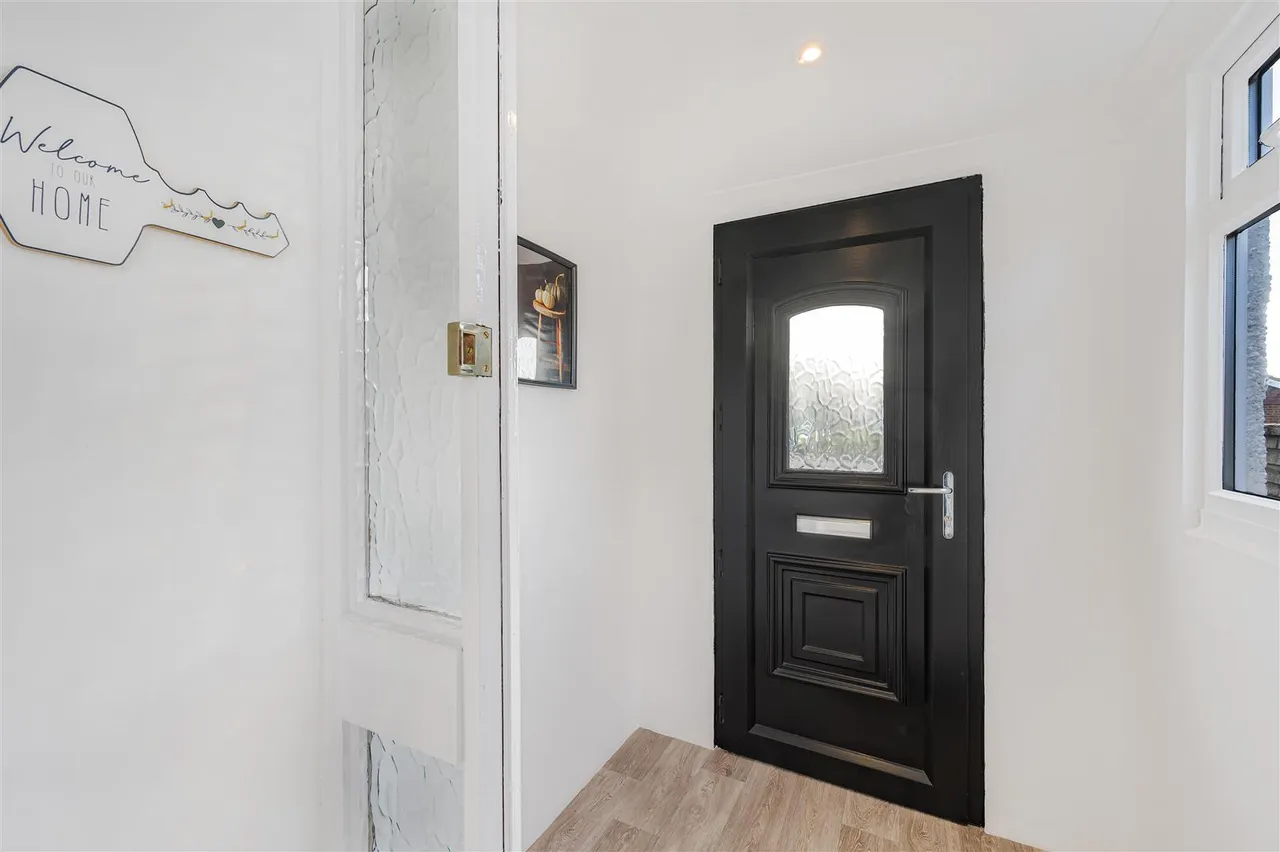 Arundel Road, Peacehaven, photo 13
