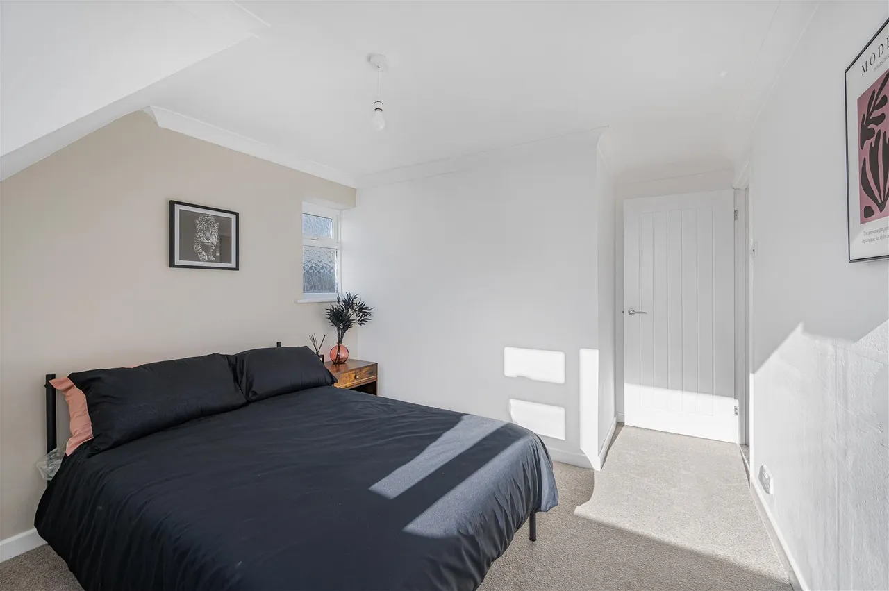 Arundel Road, Peacehaven, photo 27