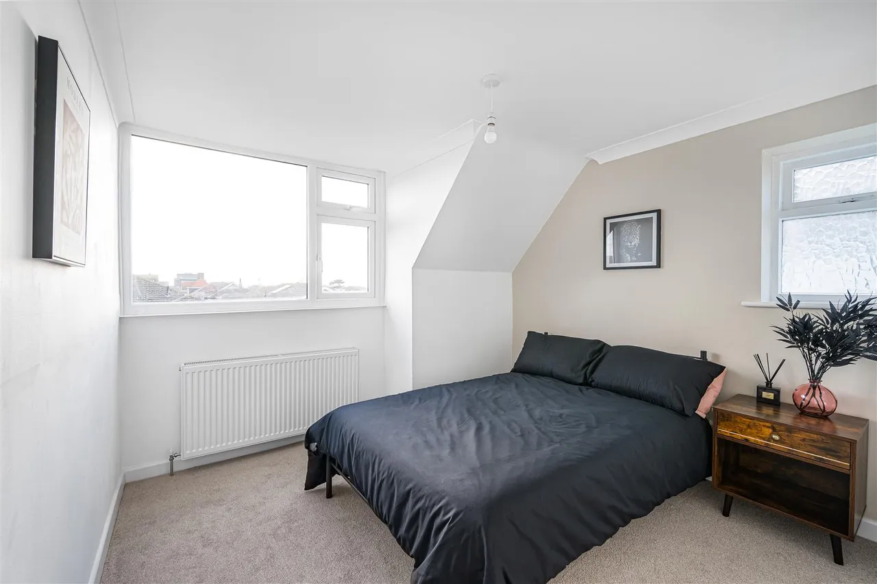 Arundel Road, Peacehaven, photo 17