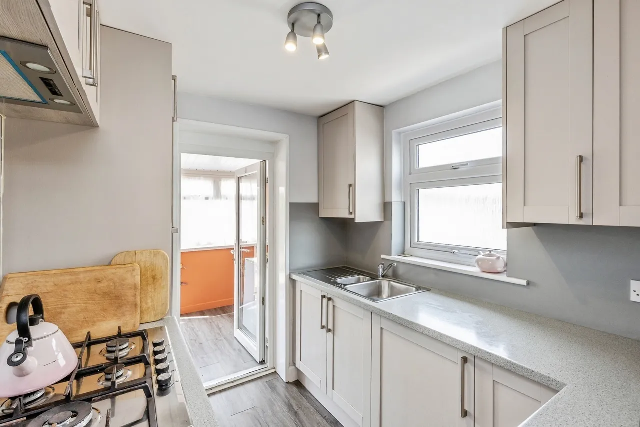 Canterbury Close, Weston-super-Mare, BS22, photo 6