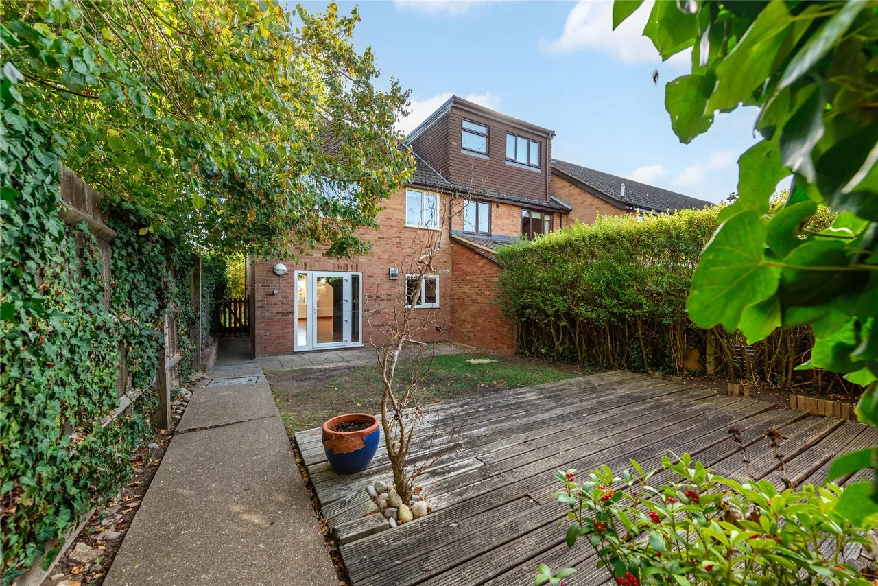 Spinney Hill Road, Olney, MK46, photo 13