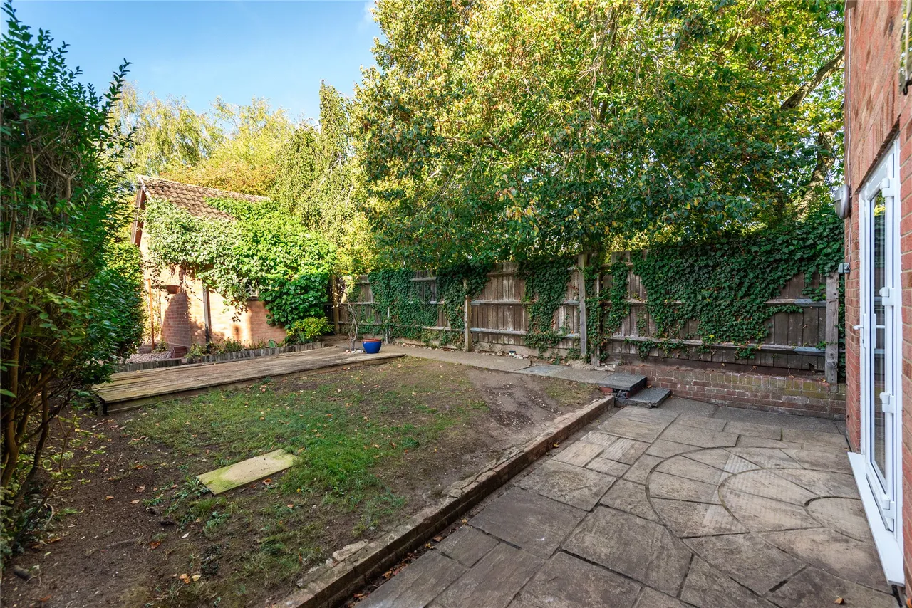 Spinney Hill Road, Olney, MK46, photo 12