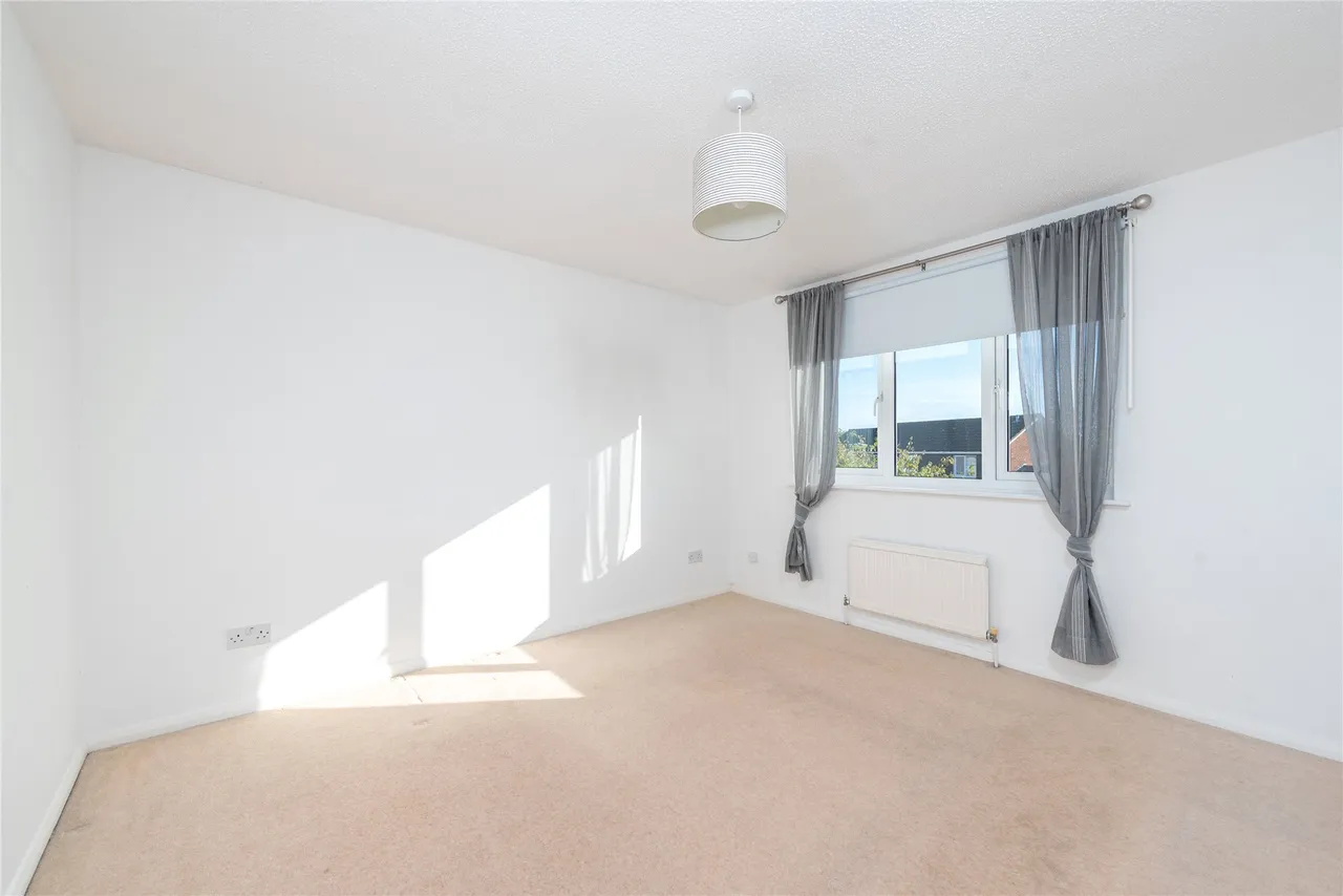 Spinney Hill Road, Olney, MK46, photo 8