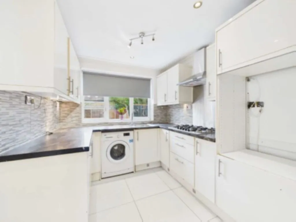 Broadmark Road, Slough, photo 6