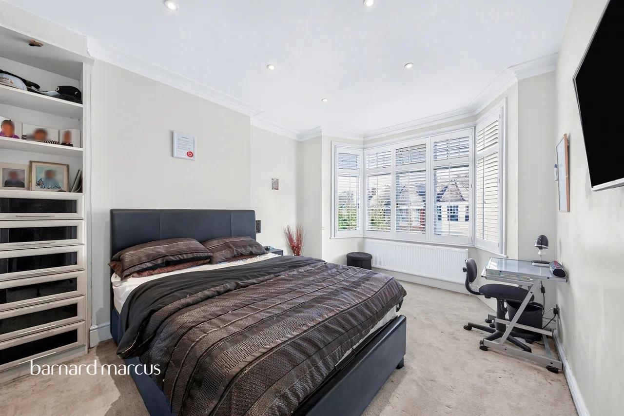 Ashurst Road, London, N12, photo 13
