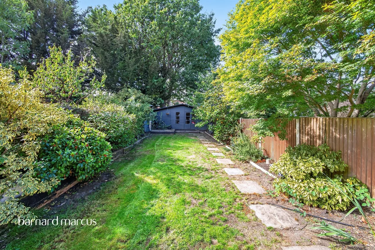 Ashurst Road, London, N12, photo 4