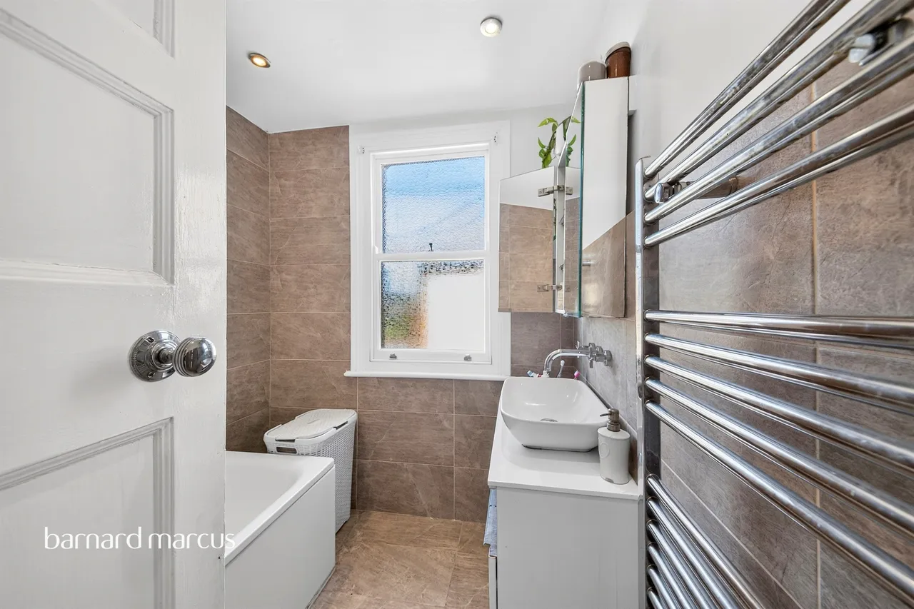 Ashurst Road, London, N12, photo 7