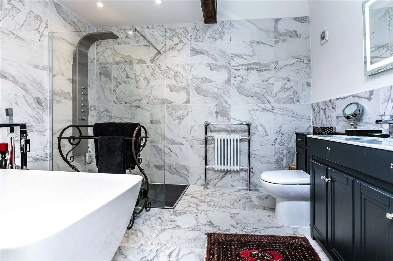 Mill Lane, Prestbury, Macclesfield, Cheshire, SK10 4LT, photo 12