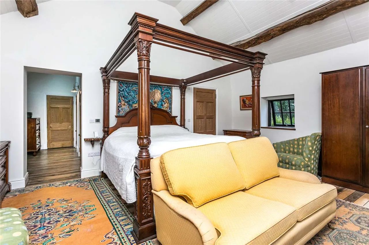 Mill Lane, Prestbury, Macclesfield, Cheshire, SK10 4LT, photo 10