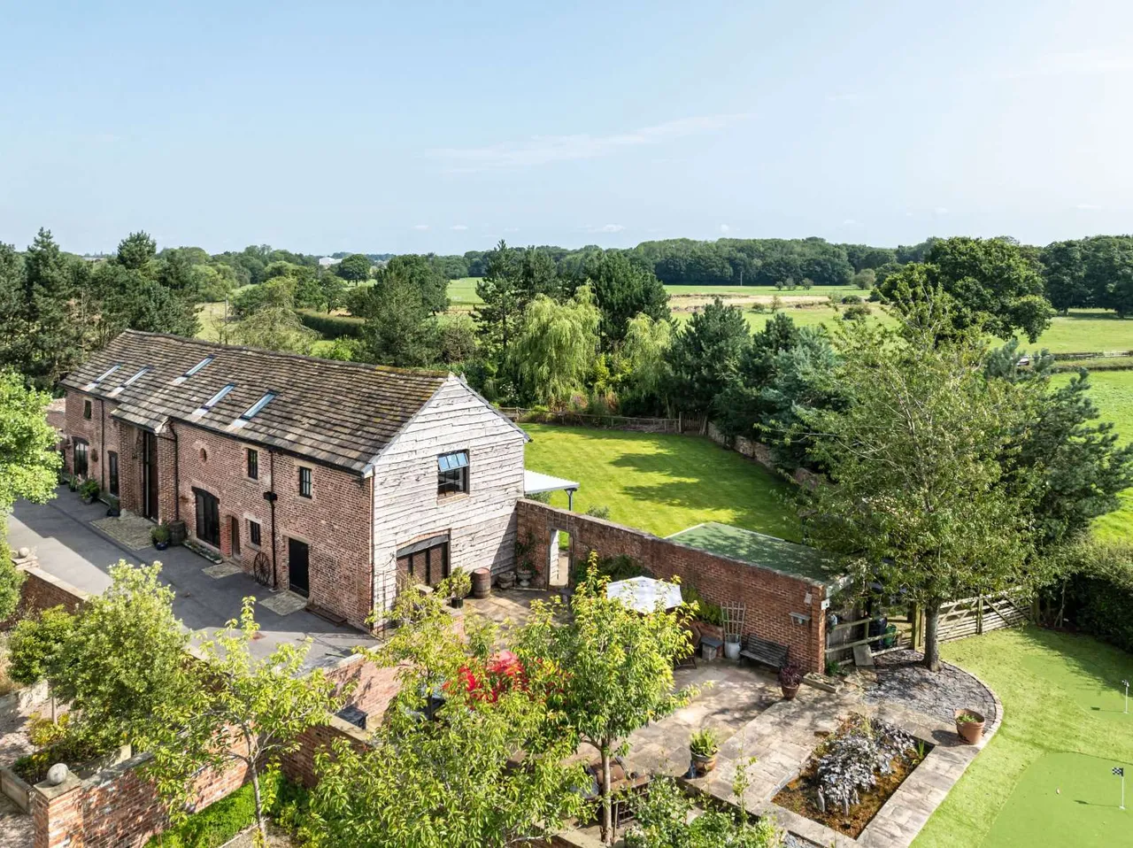 5 bed house for sale — Mill Lane, Prestbury, Macclesfield, Cheshire, SK10 4LT
