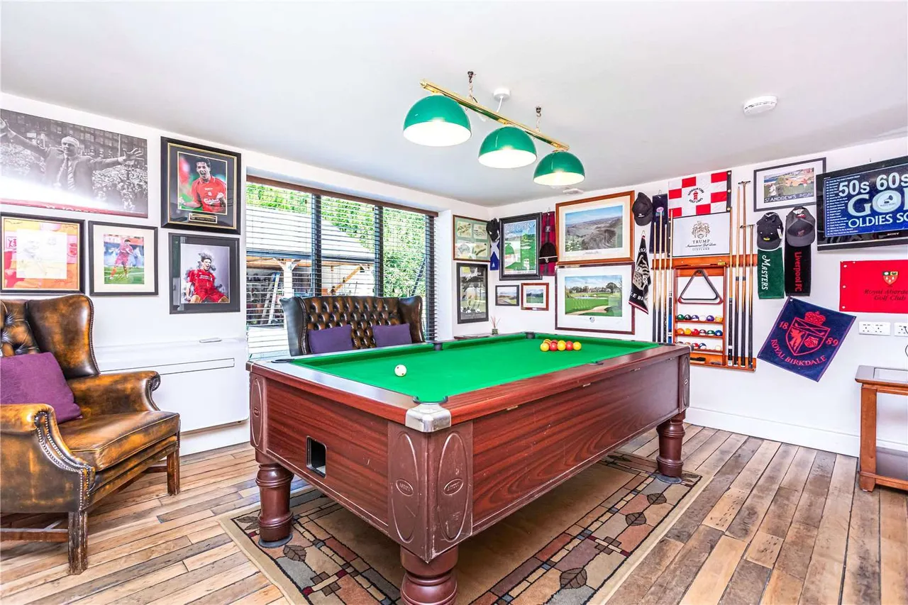 Mill Lane, Prestbury, Macclesfield, Cheshire, SK10 4LT, photo 7