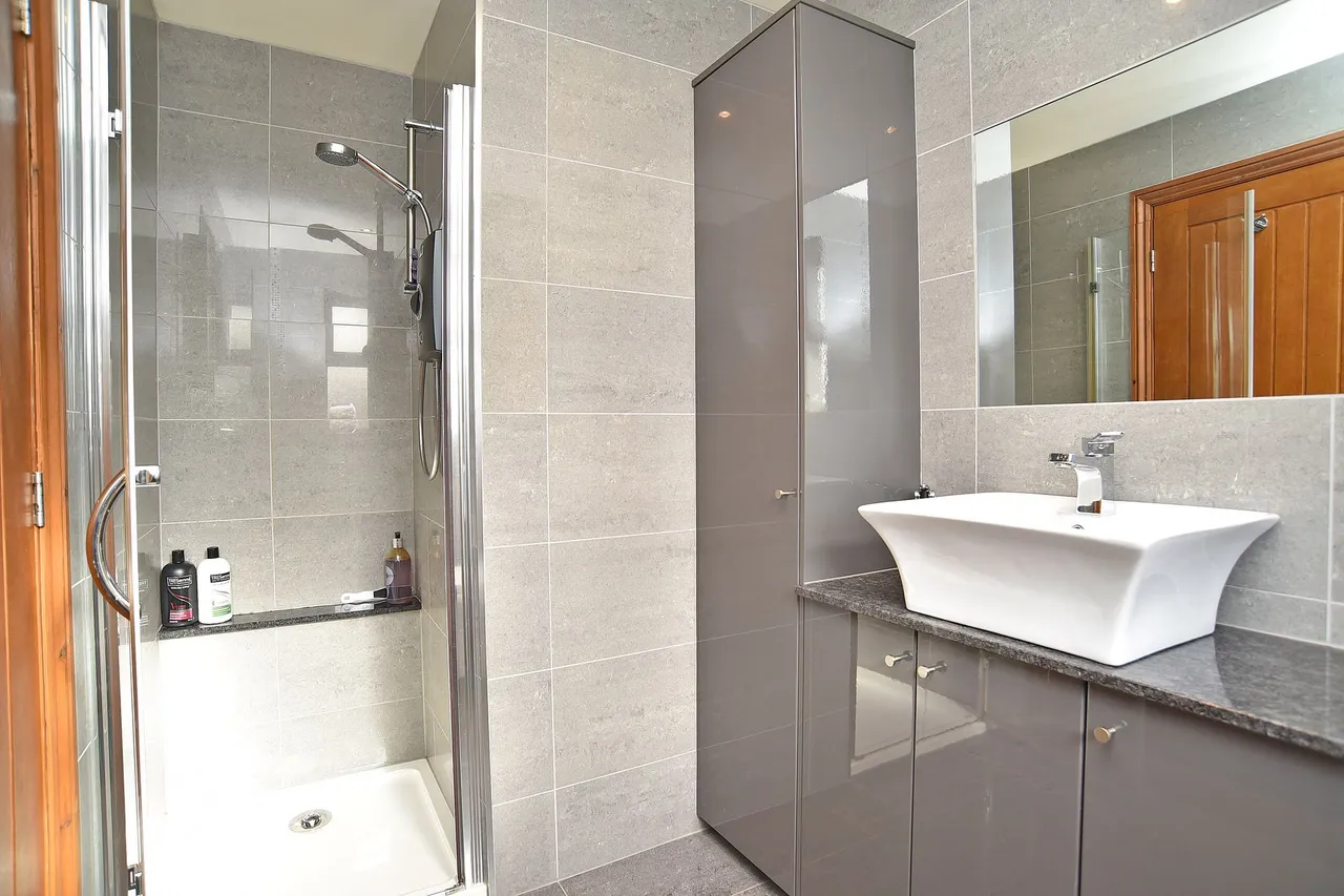 Highburn Otley Road, Killinghall, HG3, photo 12