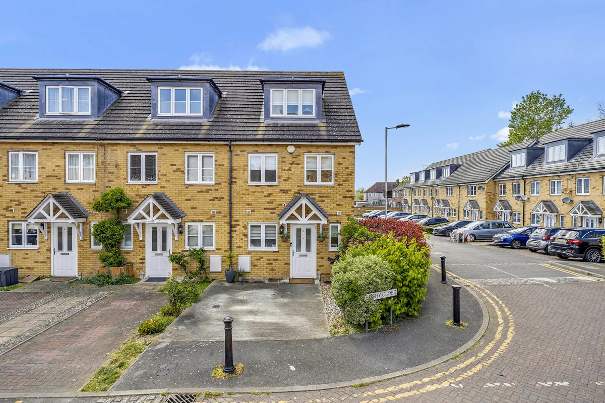Bushy Close, Essex, Romford, RM1 4WN, photo 23
