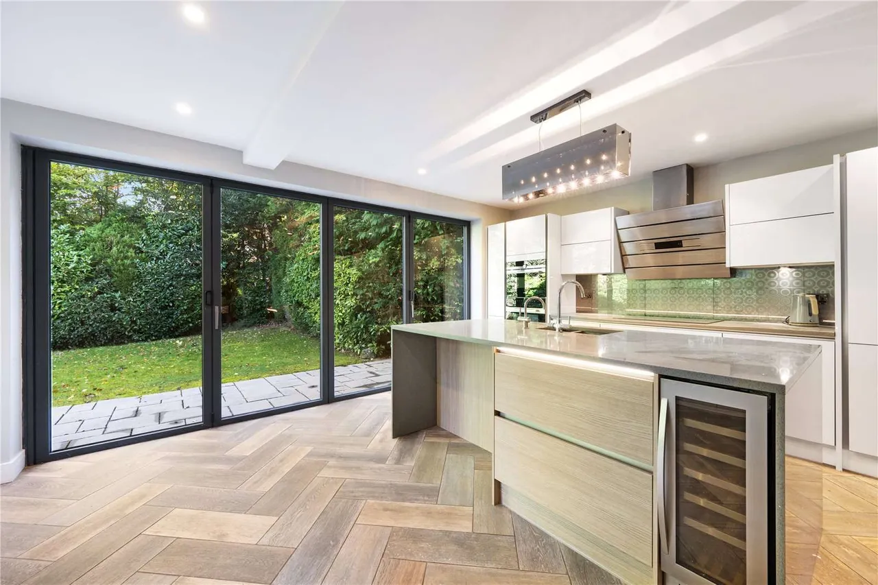 Fletsand Road, Wilmslow, Cheshire, SK9 2AD, photo 5