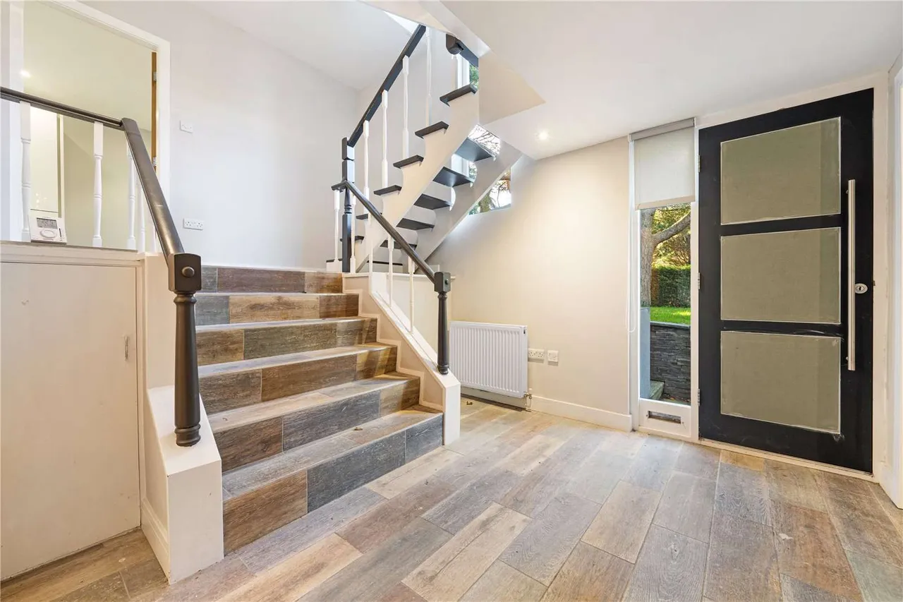 Fletsand Road, Wilmslow, Cheshire, SK9 2AD, photo 4