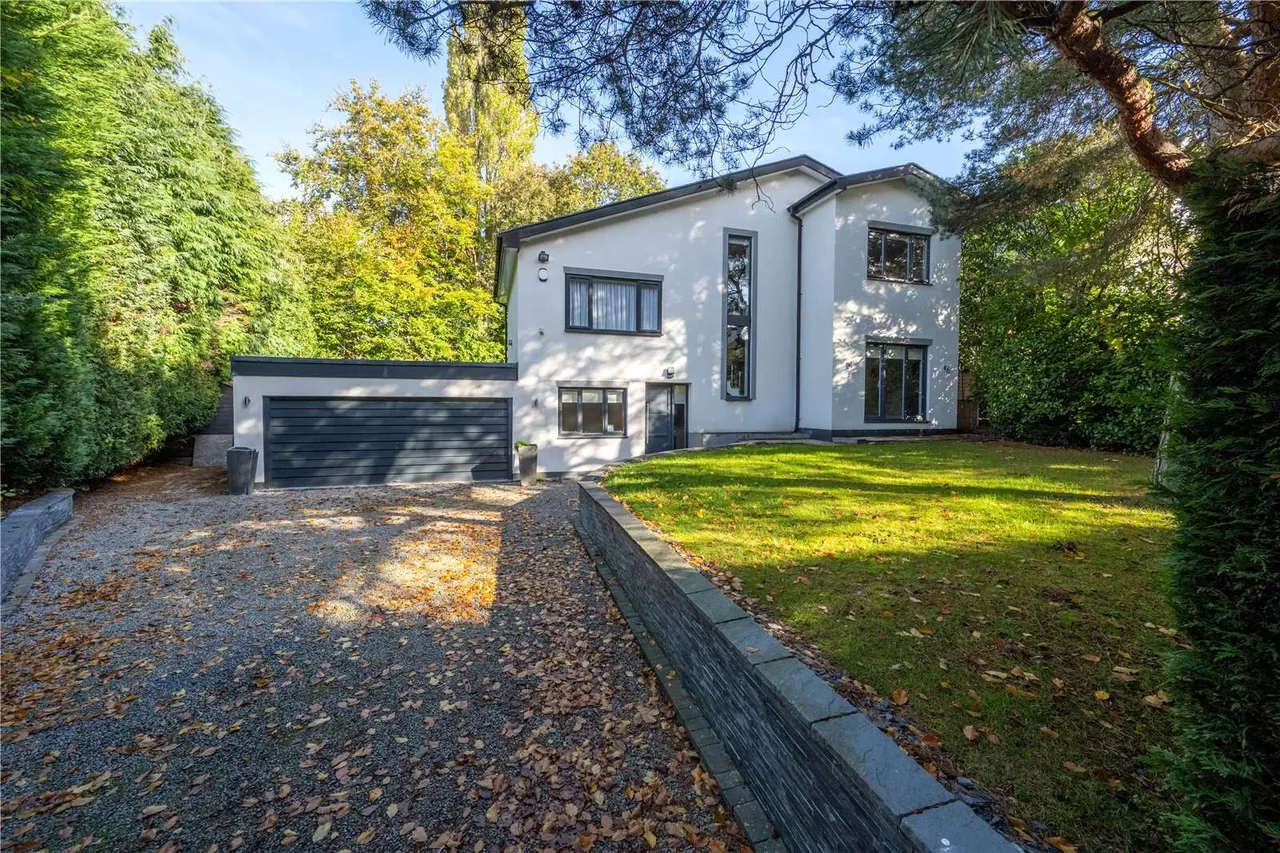3 bed house to rent — Fletsand Road, Wilmslow, Cheshire, SK9 2AD
