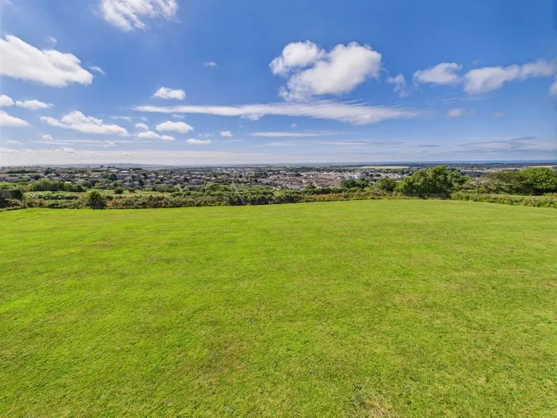 Carn Entral Brea, Camborne, photo 9