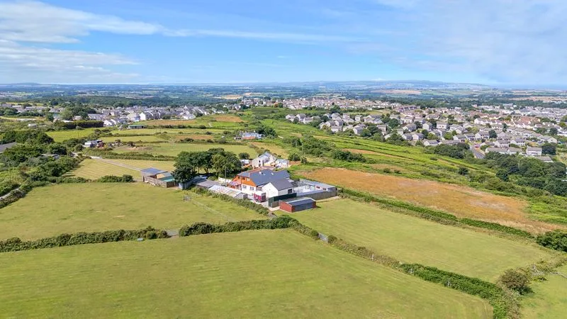 Carn Entral Brea, Camborne, photo 10