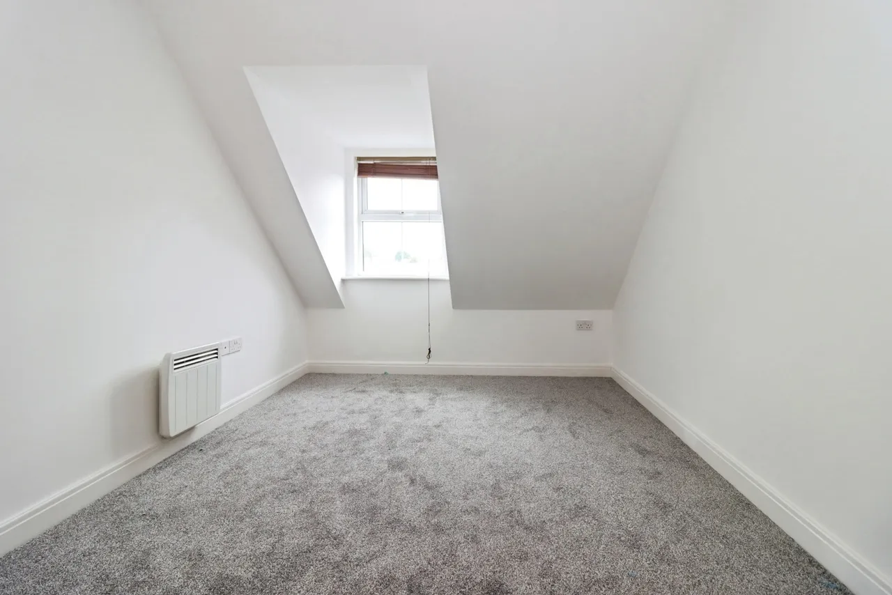 Dragonfly Close, Kingswood, Bristol, BS15, photo 7