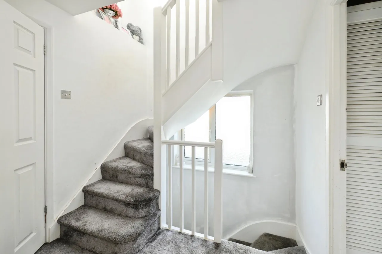 Varney Close, Waltham Cross, EN7, photo 26