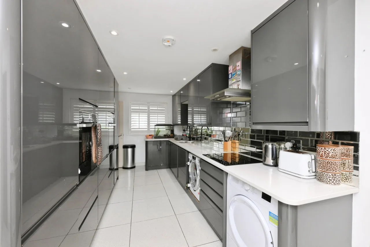 Varney Close, Waltham Cross, EN7, photo 11