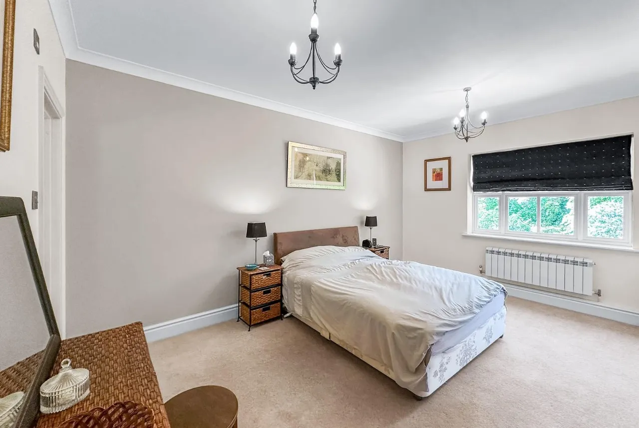 Consort Place, Bowdon, WA14, photo 33