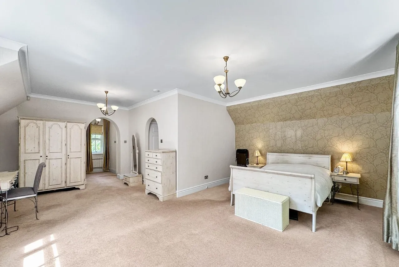 Consort Place, Bowdon, WA14, photo 31