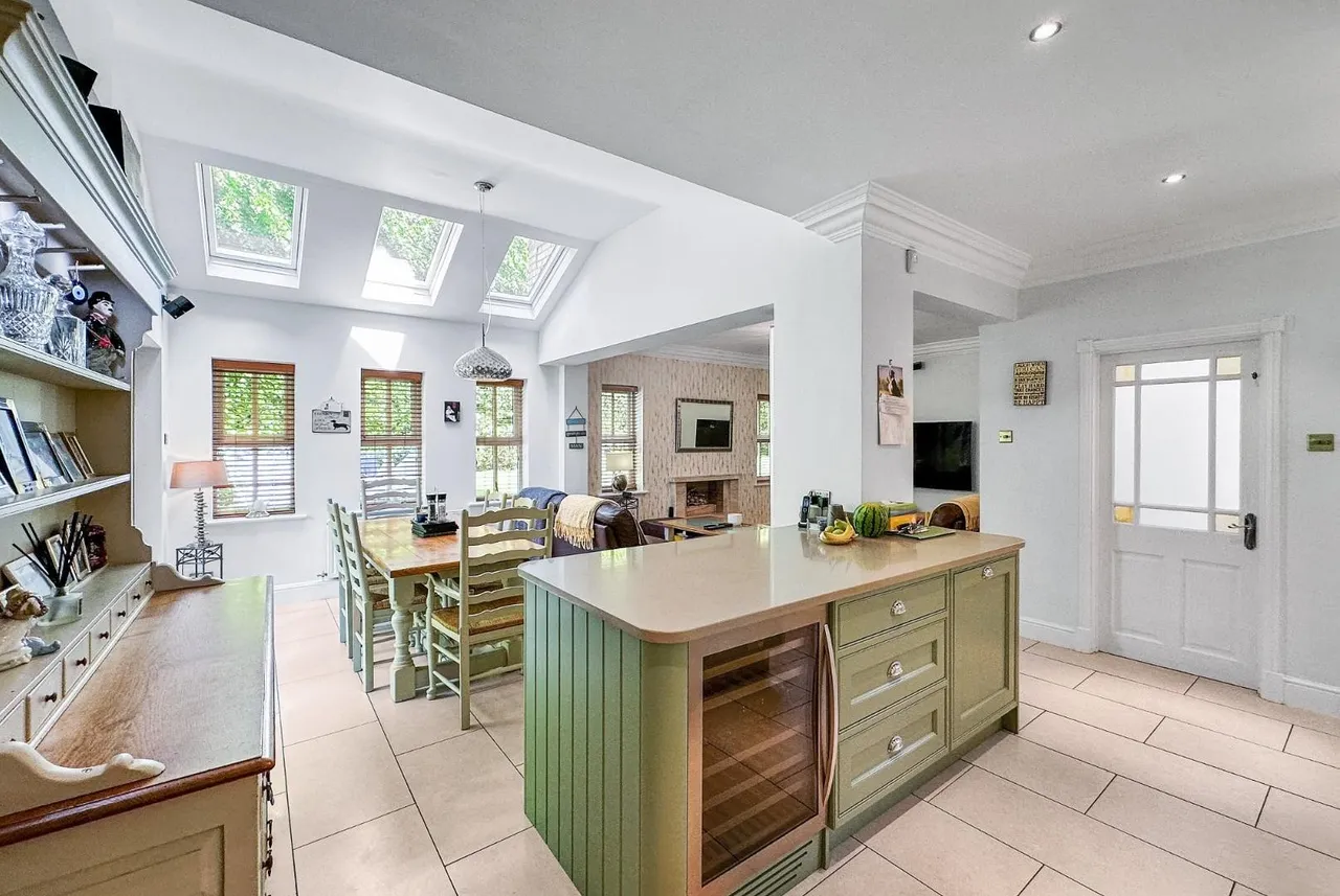 Consort Place, Bowdon, WA14, photo 2