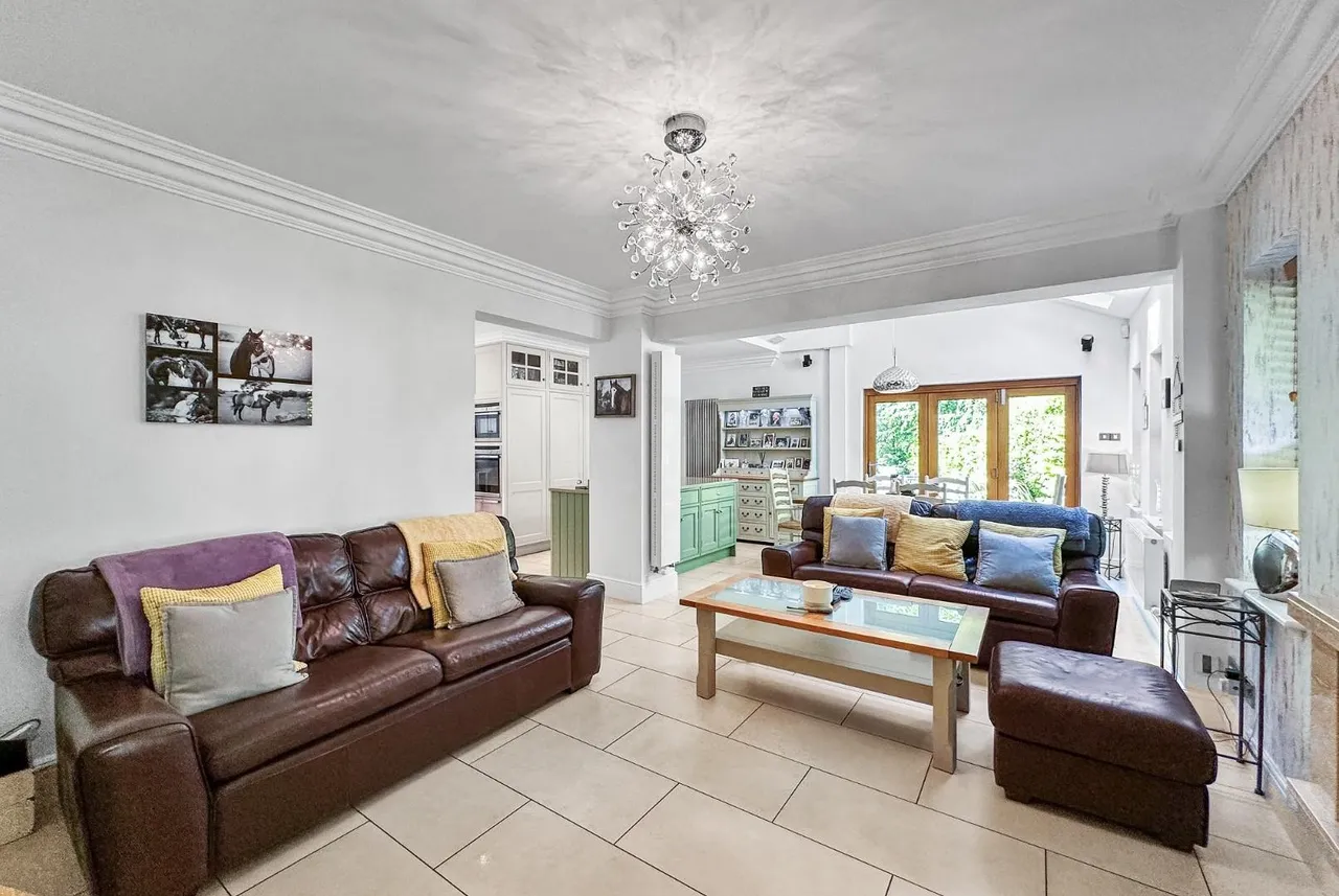 Consort Place, Bowdon, WA14, photo 7
