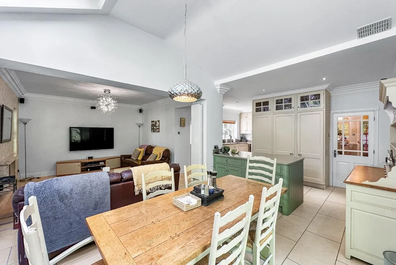 Consort Place, Bowdon, WA14, photo 24