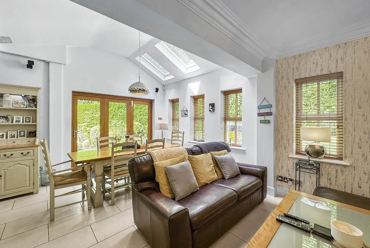 Consort Place, Bowdon, WA14, photo 21