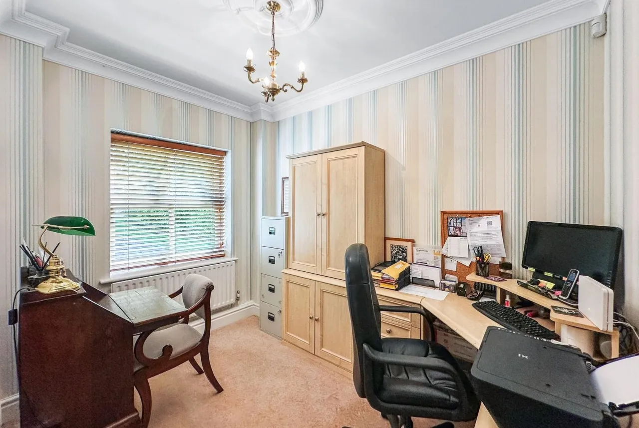 Consort Place, Bowdon, WA14, photo 8