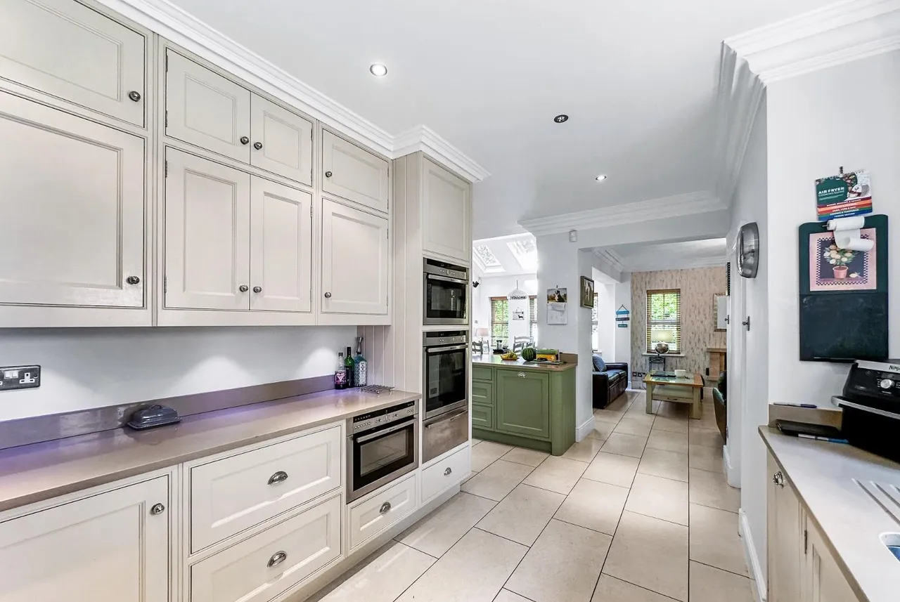 Consort Place, Bowdon, WA14, photo 26
