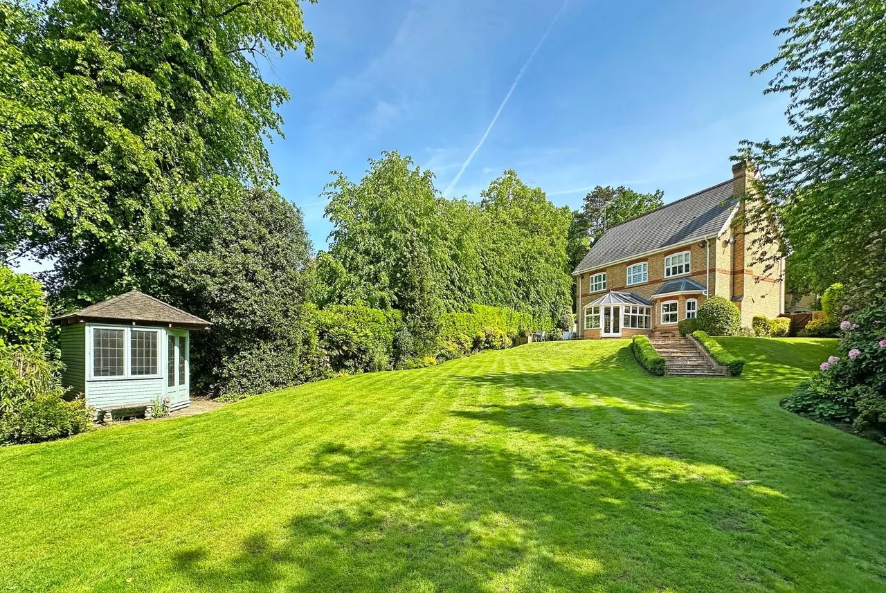 Consort Place, Bowdon, WA14, photo 6