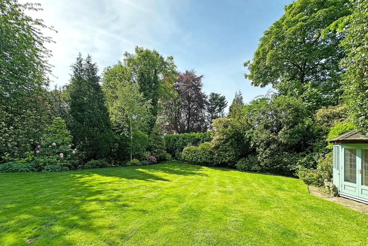 Consort Place, Bowdon, WA14, photo 44