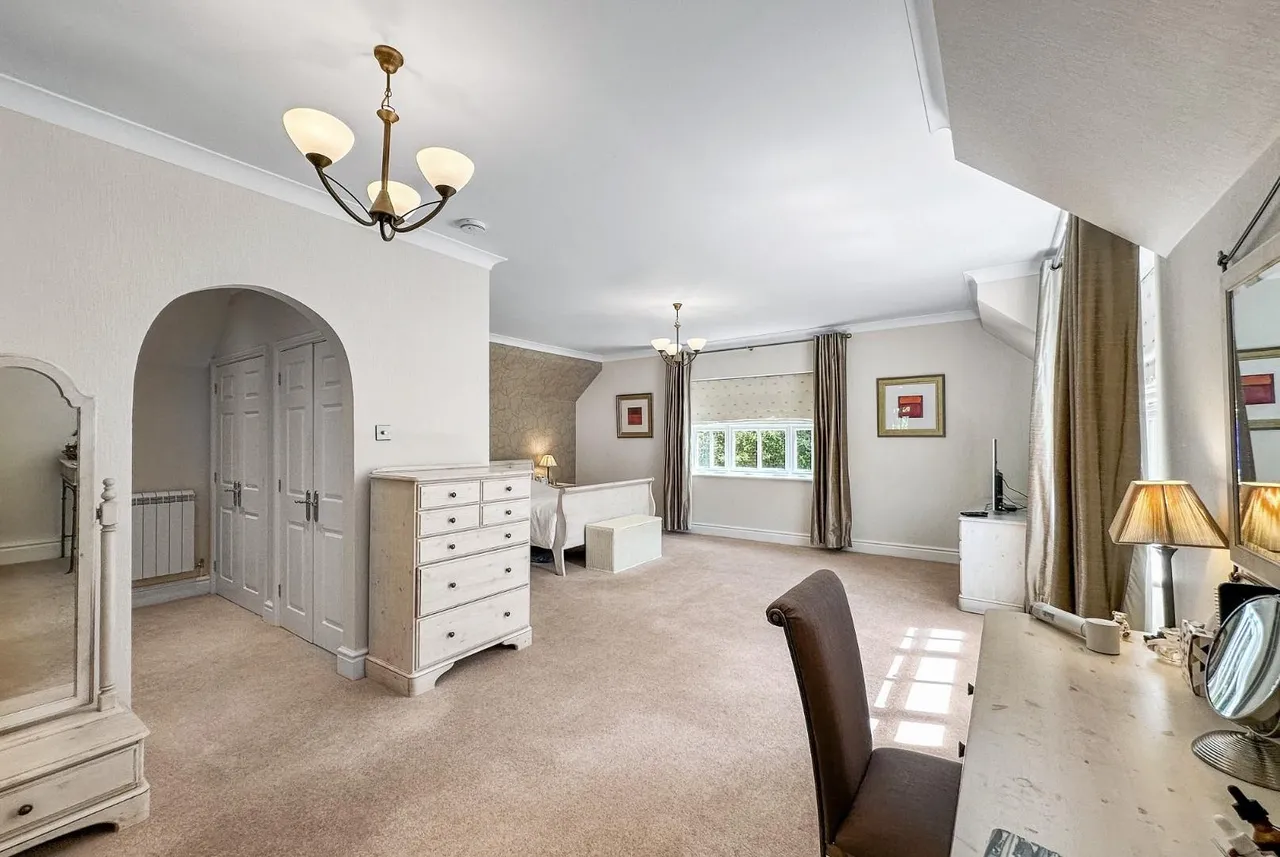 Consort Place, Bowdon, WA14, photo 11