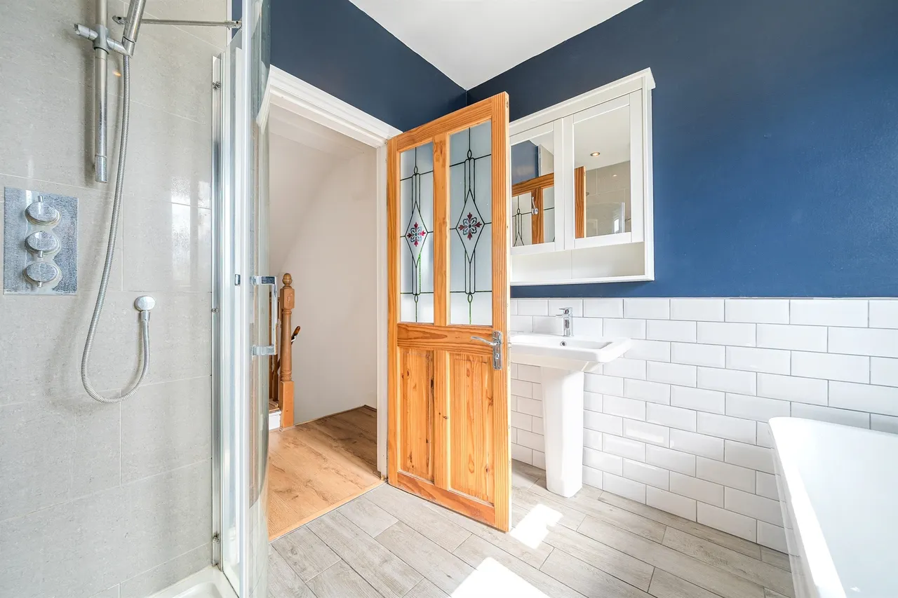 Bell Road, Enfield, EN1, photo 10
