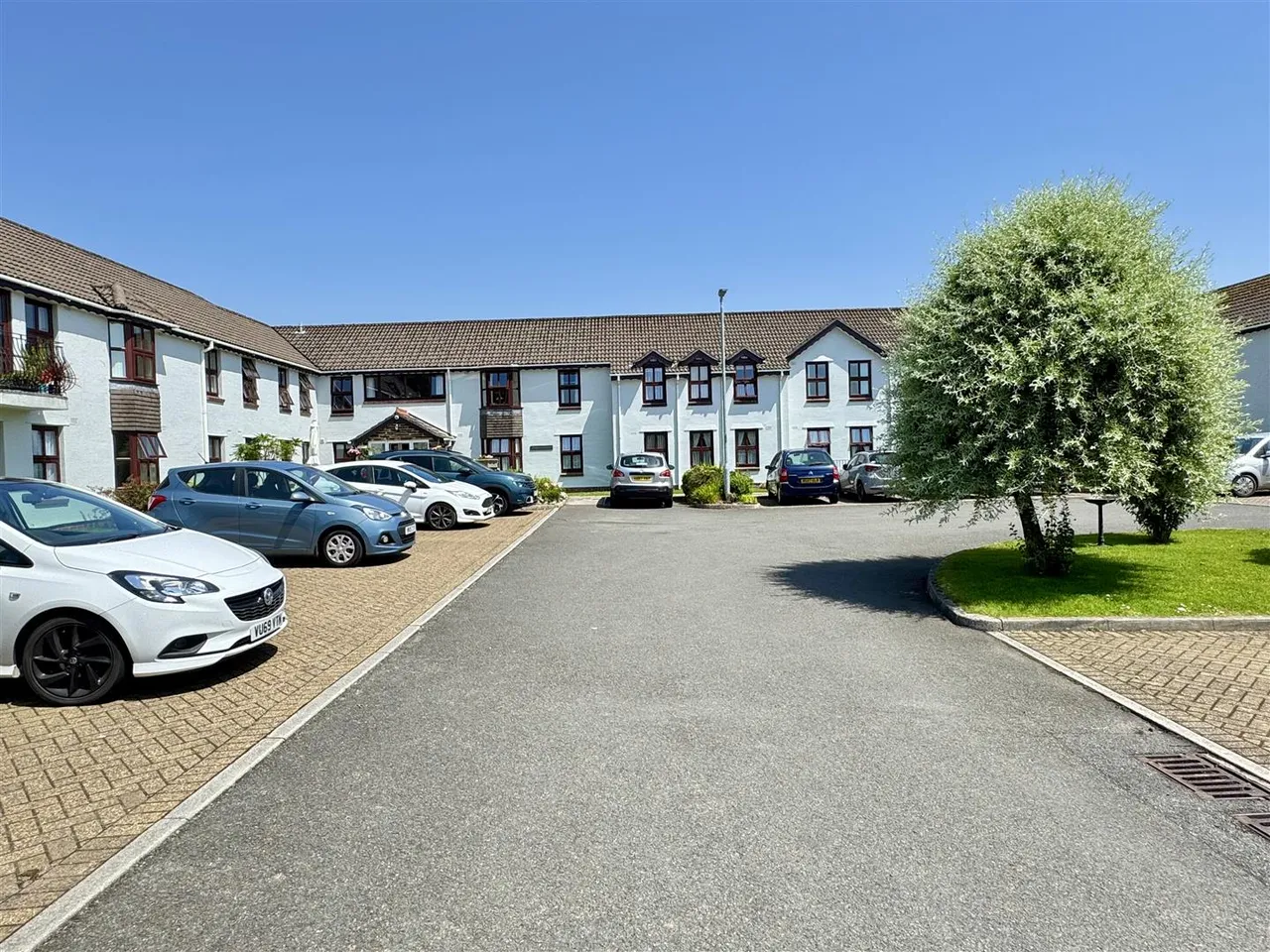 Chisholme Close, St. Austell, photo 25