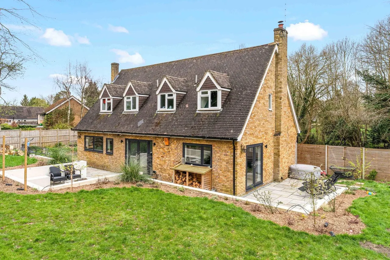 Beech House, Aspenden, SG9, photo 3
